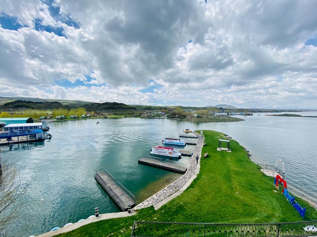 Noy Land Resort Sevan Exterior photo