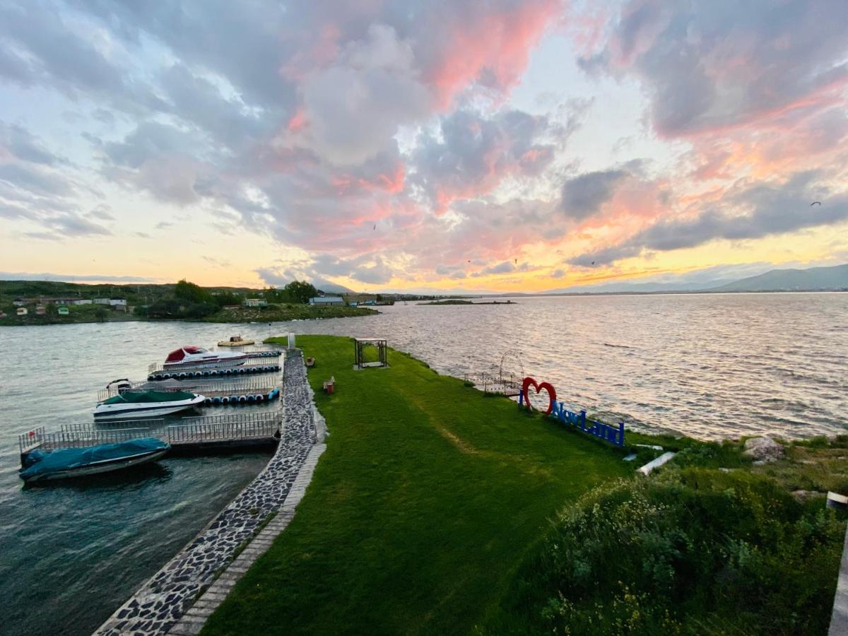 Noy Land Resort Sevan Exterior photo